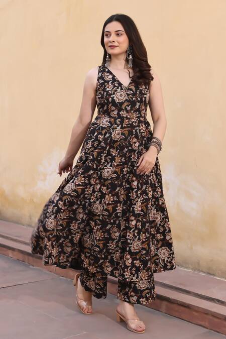 Buy ASRUMO Black Cotton Embroidery V-neck Printed Jaali Patels Anarkali Set Online at Aza Fashions Buy_ASRUMO_Black Cotton Embroidery V-neck Printed Jaali Patels Anarkali Set_Online_at_Aza_Fashions