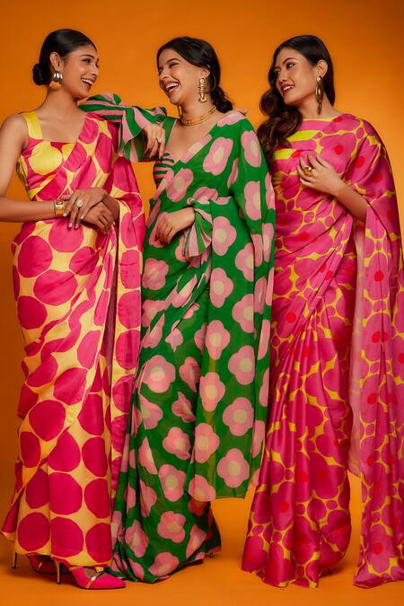 Buy_Ranbir Mukherjee Calcutta_Green Georgette Floral Print Saree Set 