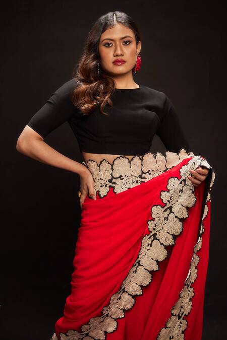 Ranbir Mukherjee Calcutta_Red Georgette, Crepe Embroidery Floral Border Saree Set _at_Aza_Fashions