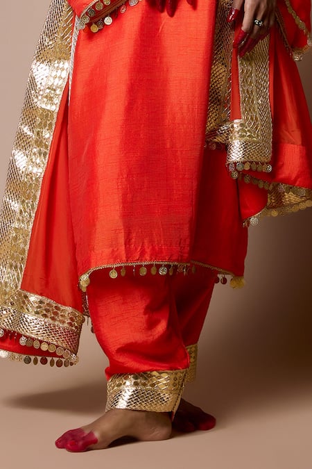 Ranbir Mukherjee Calcutta_Orange Cotton Gota Patti, Sequins Round Neck Kurta Pant Set _Online_at_Aza_Fashions