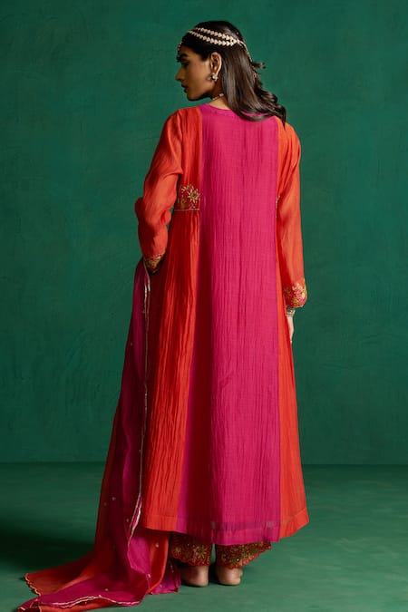 Hirika & Dhruti Two Tone Embroidered Kurta Set 