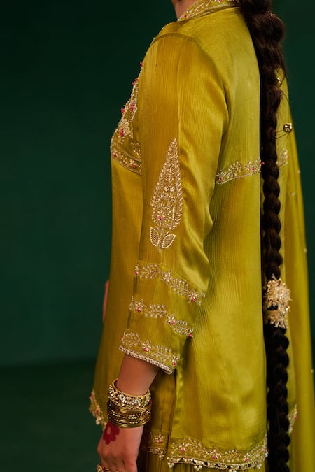 Buy Hirika & Dhruti Green Chiffon Embroidery Round Neck Moti Kurta Set Online at Aza Fashions Buy_Hirika & Dhruti_Green Chiffon Embroidery Round Neck Moti Kurta Set _Online_at_Aza_Fashions