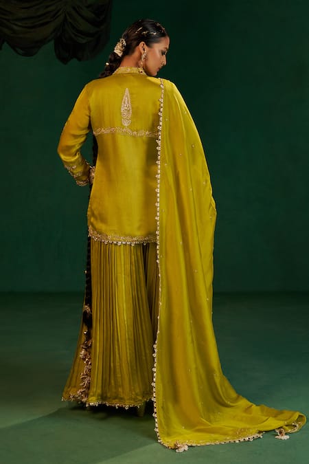 Shop Hirika & Dhruti Green Chiffon Embroidery Round Neck Moti Kurta Set at Aza Fashions Shop_Hirika & Dhruti_Green Chiffon Embroidery Round Neck Moti Kurta Set _at_Aza_Fashions