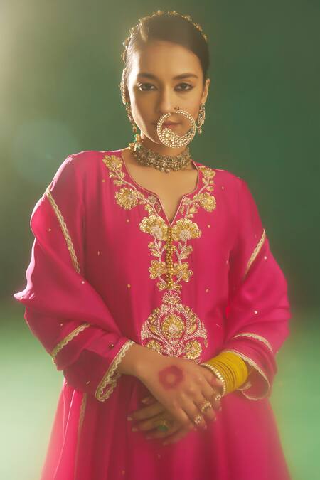 Buy Hirika & Dhruti Pink Polyester Embroidery Split V-neck Zardosi Anarkali Set Online at Aza Fashions Buy_Hirika & Dhruti_Pink Polyester Embroidery Split V-neck Zardosi Anarkali Set _Online_at_Aza_Fashions