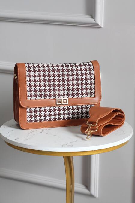 Buy Boxwish By Bhumika Tan Jacquard Abstract Pattern Sling Bag Online at Aza Fashions Buy_Boxwish By Bhumika_Tan Jacquard Abstract Pattern Sling Bag _Online_at_Aza_Fashions