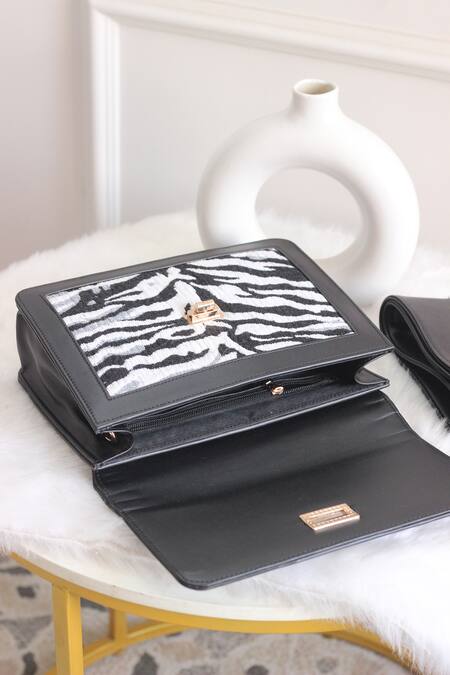 Buy Boxwish By Bhumika Black Jacquard Abstract Pattern Sling Bag Online at Aza Fashions Buy_Boxwish By Bhumika_Black Jacquard Abstract Pattern Sling Bag _Online_at_Aza_Fashions