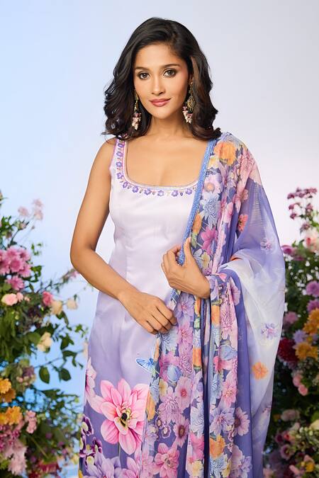 Label Priyanka Kar_Blue Crepe Beads Square Neck Floral Crystal Embellished Kurta Set _Online_at_Aza_Fashions