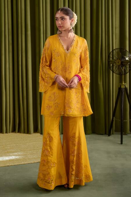 One Not Two Yellow Silk Crystals, Sequins, Beads V-neck Floral Applique Sharara Set Online at Aza Fashions One Not Two_Yellow Silk Crystals, Sequins, Beads V-neck Floral Applique Sharara Set _Online_at_Aza_Fashions