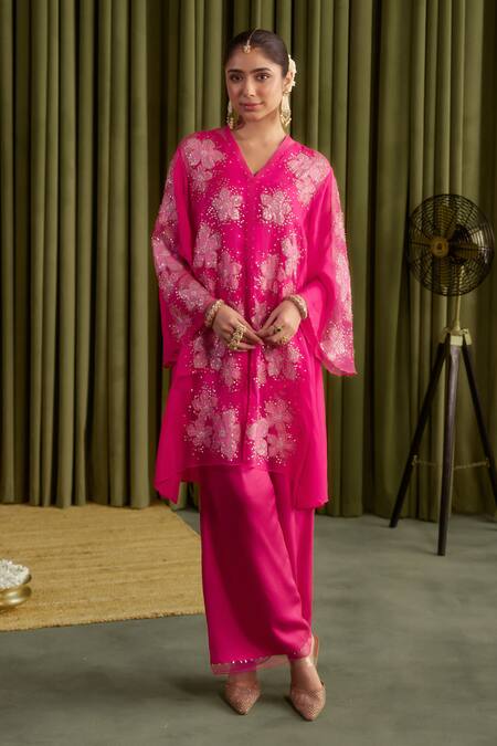 Buy One Not Two Pink Organza, Silk, Cotton, Satin Crystals, Sequins, Embroidered Hot Kurta Set Buy_One Not Two_Pink Organza, Silk, Cotton, Satin Crystals, Sequins, Embroidered Hot Kurta Set