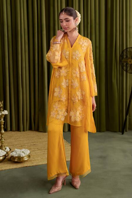 One Not Two Yellow Silk, Organza, Satin, Cotton Embroidery V-neck Floral Applique Kurta Set at Aza Fashions One Not Two_Yellow Silk, Organza, Satin, Cotton Embroidery V-neck Floral Applique Kurta Set _at_Aza_Fashions