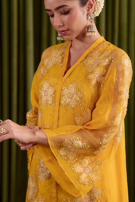 Shop One Not Two Yellow Silk, Organza, Satin, Cotton Embroidery V-neck Floral Applique Kurta Set Shop_One Not Two_Yellow Silk, Organza, Satin, Cotton Embroidery V-neck Floral Applique Kurta Set