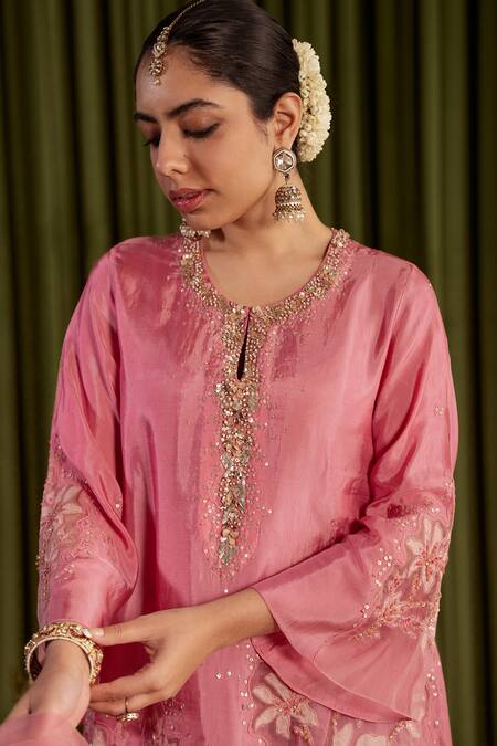 One Not Two Pink Silk, Satin Crystals, Stones, Sequins Round Rose Embroidered Kurta Set at Aza Fashions One Not Two_Pink Silk, Satin Crystals, Stones, Sequins Round Rose Embroidered Kurta Set _at_Aza_Fashions