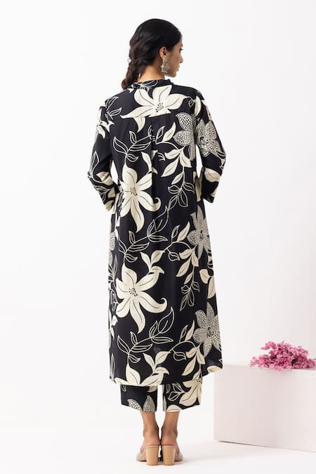 Shop_The Indian Cause_Black Cotton Collared Block Printed Kurta Set _at_Aza_Fashions