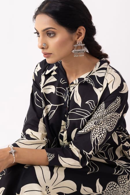 Buy_The Indian Cause_Black Cotton Collared Block Printed Kurta Set _Online_at_Aza_Fashions