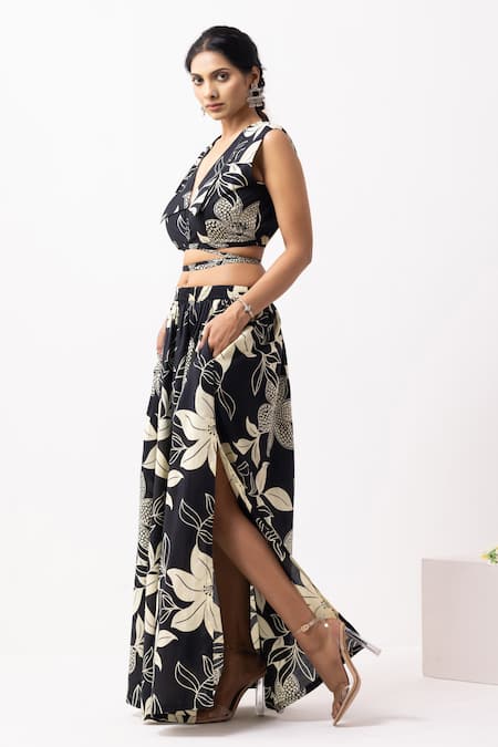 The Indian Cause_Black Cotton V-neck Floral Block Printed Co-ord Set _Online_at_Aza_Fashions
