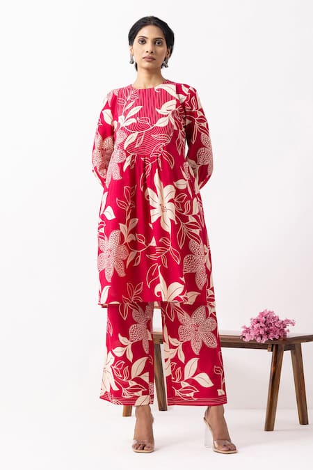 Buy_The Indian Cause_Cream Cotton Round Neck Block Printed Aadhira Kurta Set _Online_at_Aza_Fashions