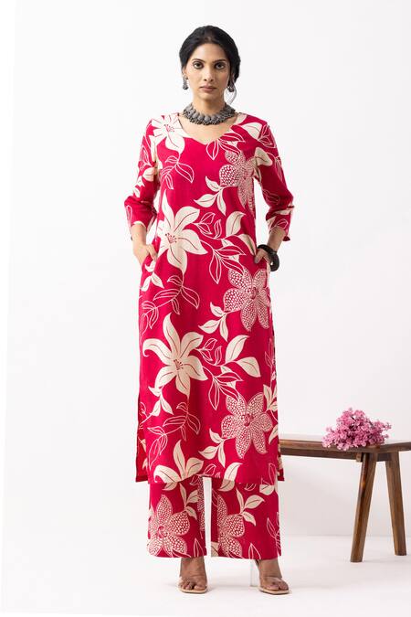 The Indian Cause_Cream Cotton Sequins V-neck Crimson Red Block Printed Mira Kurta Set _Online_at_Aza_Fashions