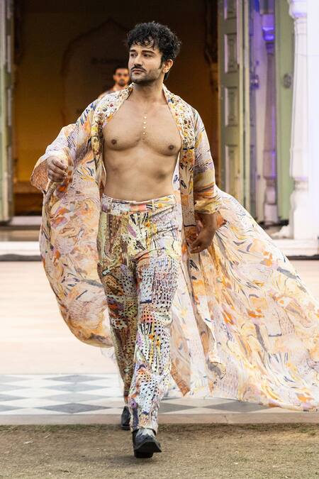 Mandira Wirk Resort Yellow Printed Trouser at Aza Fashions Mandira Wirk Resort_Yellow Printed Trouser _at_Aza_Fashions