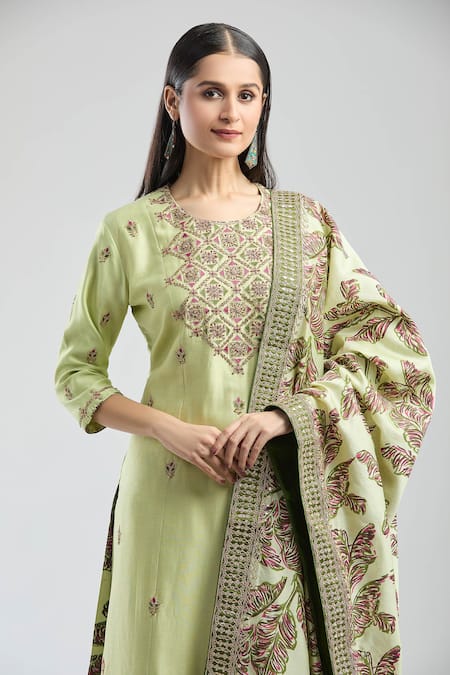 Punit Balana_Green Silk, Chanderi Embroidery Round Neck Floral Kurta Set _Online_at_Aza_Fashions