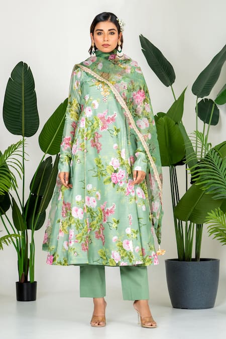 Buy_Yuvraani Jaipur_Green Chanderi, Cotton Embroidery V-neck Floral Printed Anarkali Set _Online_at_Aza_Fashions