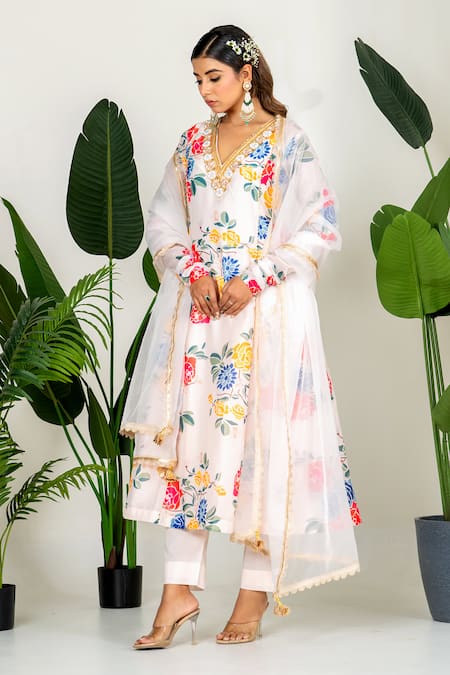 Yuvraani Jaipur Floral Printed Chanderi Anarkali Set 