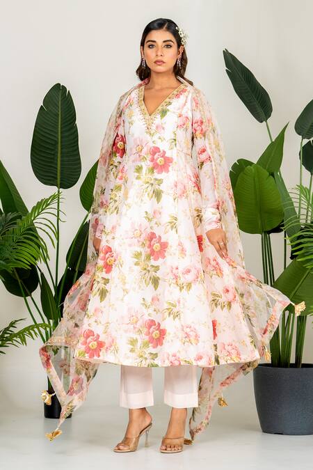 Yuvraani Jaipur_Peach Chanderi, Organza, Cotton Embroidery Floral Printed Anarkali Kurta Set _at_Aza_Fashions