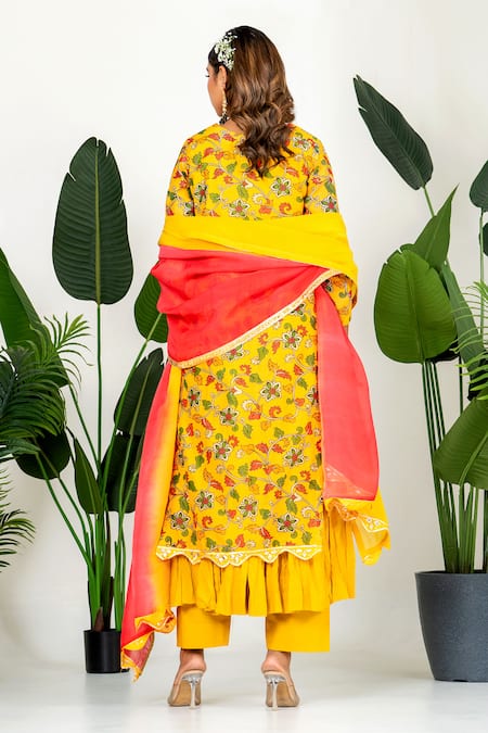 Yuvraani Jaipur_Yellow Chanderi, Organza, Cotton Embroidery Round Floral Printed Kurta Set _Online_at_Aza_Fashions
