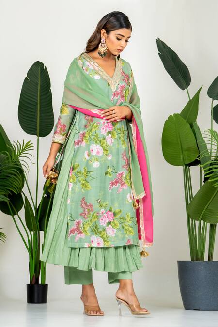 Buy_Yuvraani Jaipur_Green Chanderi, Organza, Cotton Embroidery Floral Printed Pista Kurta Set _Online_at_Aza_Fashions