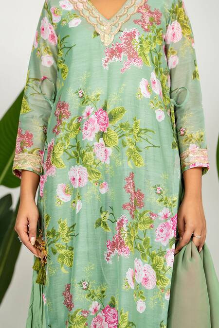 Yuvraani Jaipur_Green Chanderi, Organza, Cotton Embroidery Floral Printed Pista Kurta Set _at_Aza_Fashions