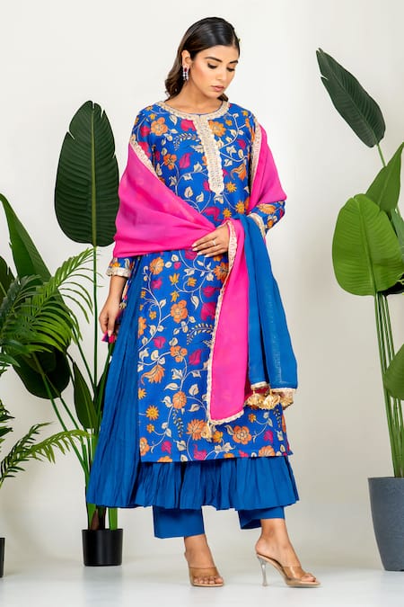 Yuvraani Jaipur_Blue Chanderi, Cotton, Organza Embroidery Round Neck Digital Printed Kurta Set _Online_at_Aza_Fashions