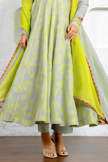 Shop_Yuvraani Jaipur_Green Chanderi, Cotton, Organza Gota Patti, Floral Printed Anarkali Set _Online_at_Aza_Fashions