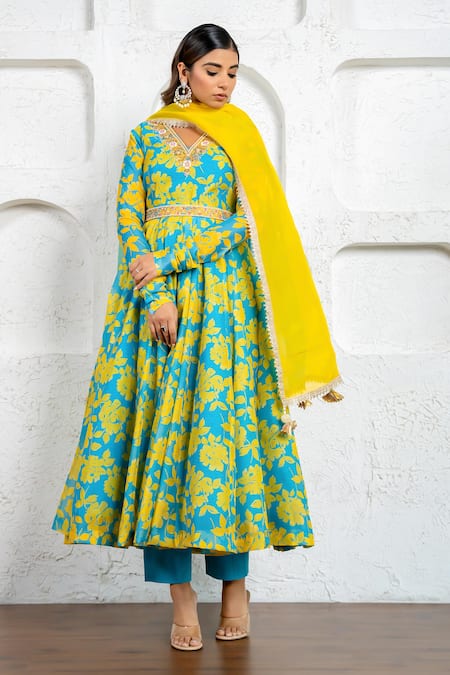 Yuvraani Jaipur_Multi Color Chanderi, Cotton, Organza Floral Printed Anarkali Set With Dupatta _Online_at_Aza_Fashions