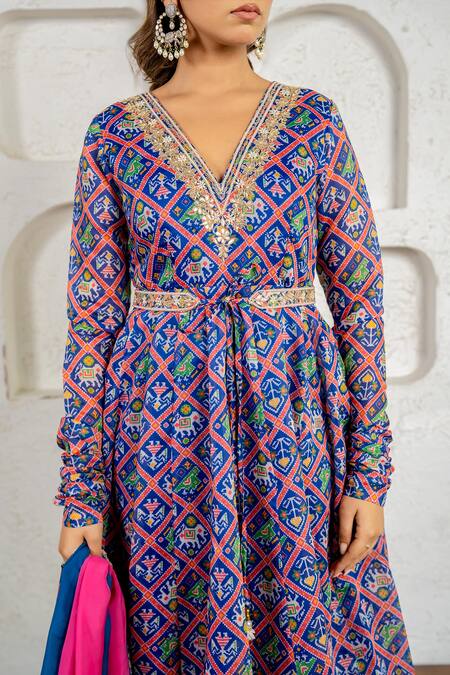 Shop_Yuvraani Jaipur_Blue Chanderi, Cotton, Organza Embroidery V-neck Floral Printed Anarkali Set 