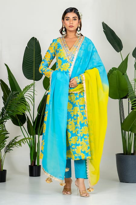 Yuvraani Jaipur Floral Printed Chanderi Kurta Set 