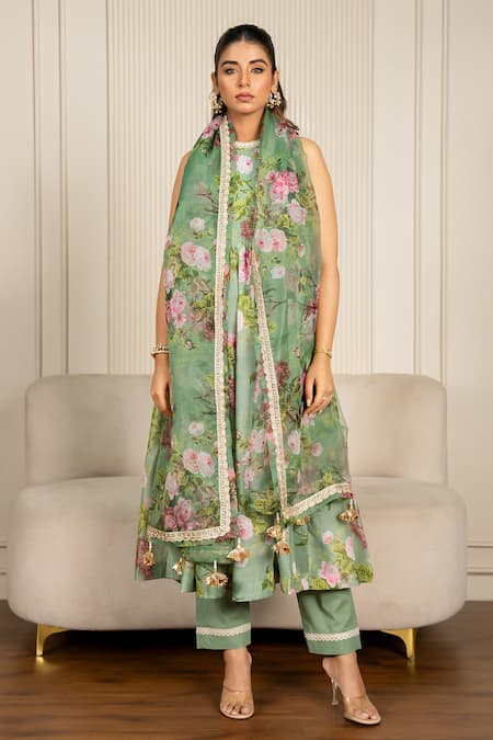 Yuvraani Jaipur_Green Chanderi, Organza, Cotton Lace, Floral Printed Pista Anarkali Set _Online_at_Aza_Fashions