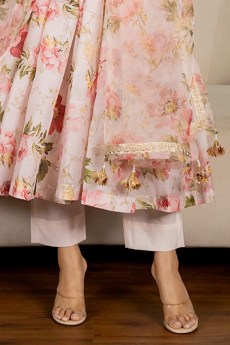 Buy Yuvraani Jaipur Peach Chanderi, Cotton, Organza Lace Halter Neck Floral Printed Anarkali Set Online at Aza Fashions Buy_Yuvraani Jaipur_Peach Chanderi, Cotton, Organza Lace Halter Neck Floral Printed Anarkali Set _Online_at_Aza_Fashions