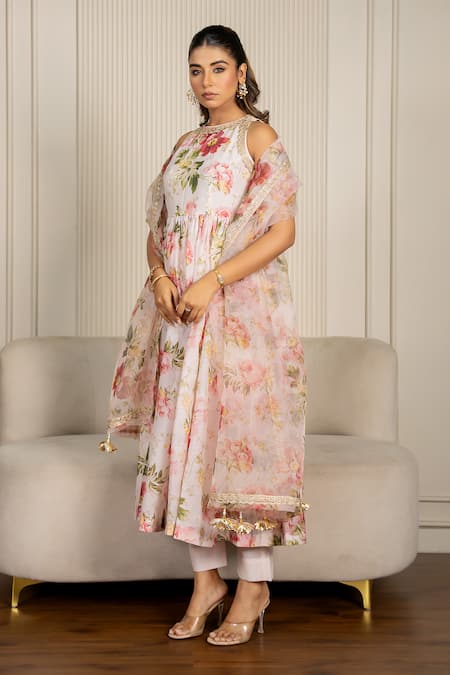 Shop_Yuvraani Jaipur_Peach Chanderi, Cotton, Organza Lace Halter Neck Floral Printed Anarkali Set _Online_at_Aza_Fashions