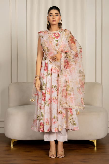 Yuvraani Jaipur_Peach Chanderi, Cotton, Organza Lace Halter Neck Floral Printed Anarkali Set _at_Aza_Fashions