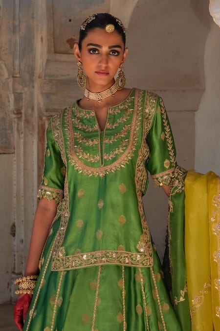 Shop Vinita Bhansali Green Embroidery, Zari Split V-neck Dori Marodi Lehenga Set Online at Aza Fashions Shop_Vinita Bhansali_Green Embroidery, Zari Split V-neck Dori Marodi Lehenga Set _Online_at_Aza_Fashions