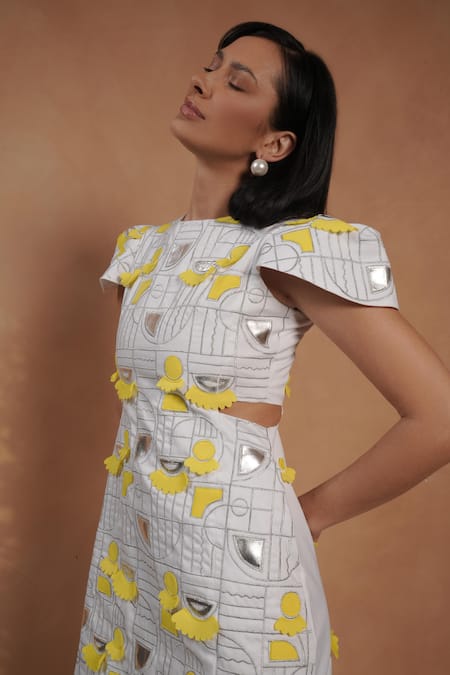 Shop_Vidhi Wadhwani_White Twill, Cotton Applique, Embroidery Round Neck Statement Shift Dress With _Online_at_Aza_Fashions