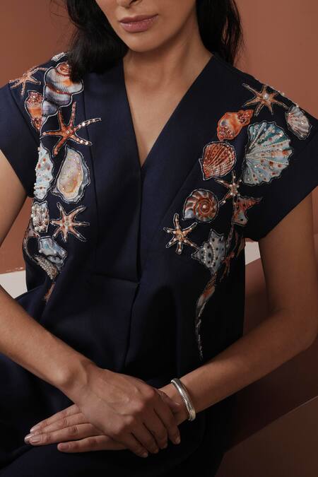Buy_Vidhi Wadhwani_Navy Denim Embroidery V-neck Printed Motif Tunic Dress _Online_at_Aza_Fashions