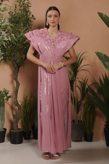 Vidhi Wadhwani_Pink Applique V-neck Structured Panel Kurta Set _at_Aza_Fashions