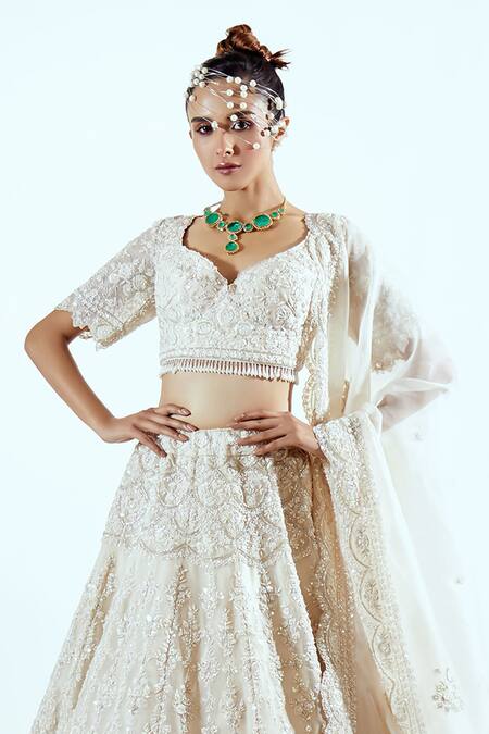 Pallavi Poddar_Ivory Organza Sequins, Embroidery V-neck Embellished Lehenga Set _Online_at_Aza_Fashions