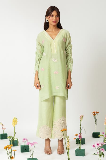 Buy_Neitri_Green Cotton Embroidery, Lace V-neck Mint Whisper Kurta Set _Online_at_Aza_Fashions