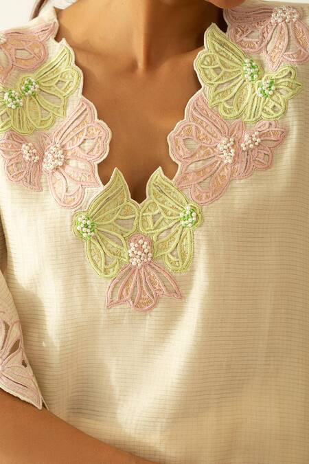 Neitri_White Chanderi, Silk Embroidery, Pearls Mandarin Collar Moonlit Kurta Set _Online_at_Aza_Fashions