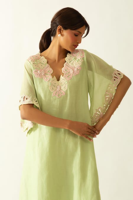 Buy_Neitri_Green Chanderi, Silk Embroidery Mandarin Collar Sage Meadow Mist Kurta Set _Online_at_Aza_Fashions