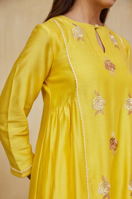 Mushio Yellow Chanderi, Cotton Embroidery Keyhole Neck Floral Kurta Set at Aza Fashions Mushio_Yellow Chanderi, Cotton Embroidery Keyhole Neck Floral Kurta Set _at_Aza_Fashions