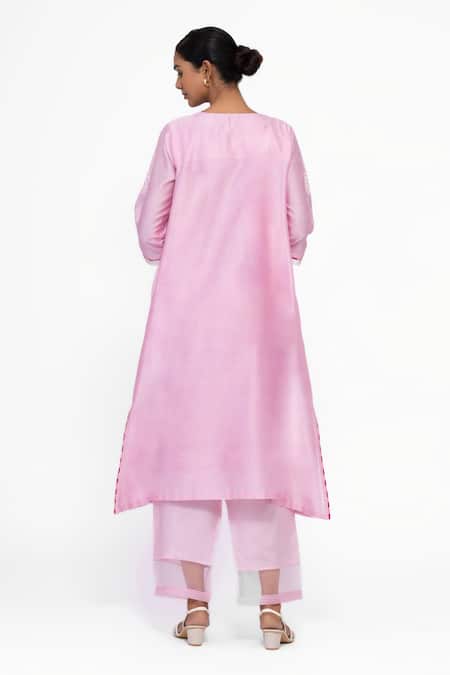 Bhavik Shah Embroidered Chanderi Silk Kurta Set 