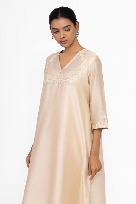 Buy_Bhavik Shah_Beige Chanderi, Silk, Cotton Embroidery V-neck Kurta Set _Online_at_Aza_Fashions