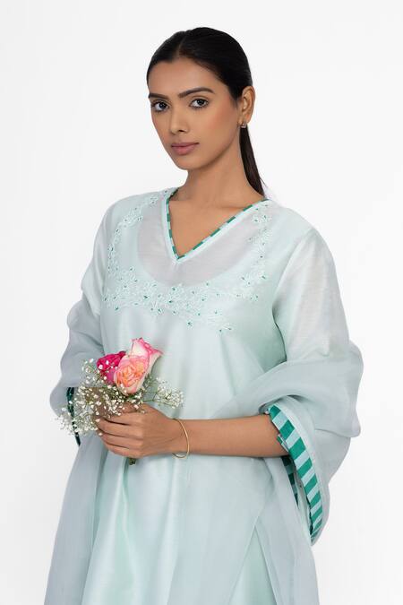 Bhavik Shah_Mint Chanderi Silk, Silk, Organza Embroidery V-neck Kurta Set _Online_at_Aza_Fashions
